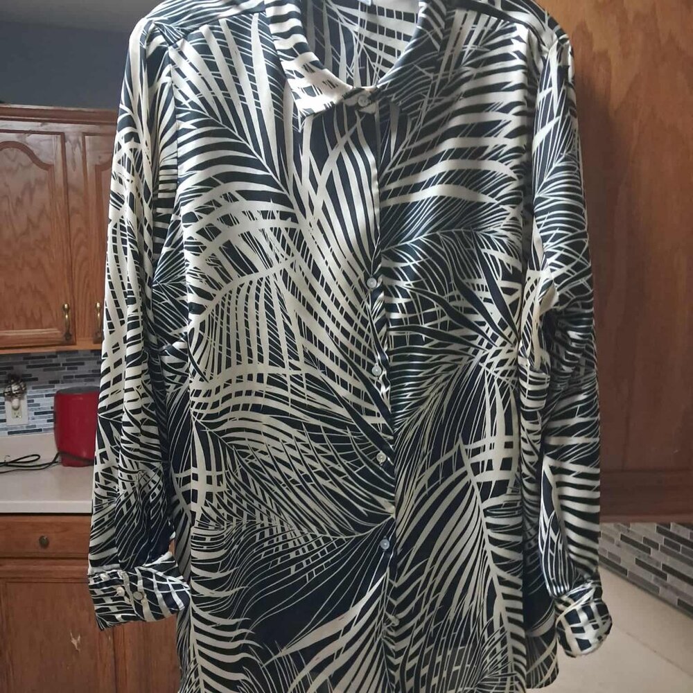 womens top size 2x
